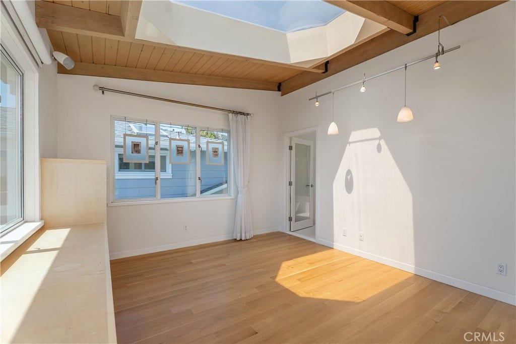 31685 3rd, Laguna Beach, CA 92651 31685 3rd, Laguna Beach, CA 92651