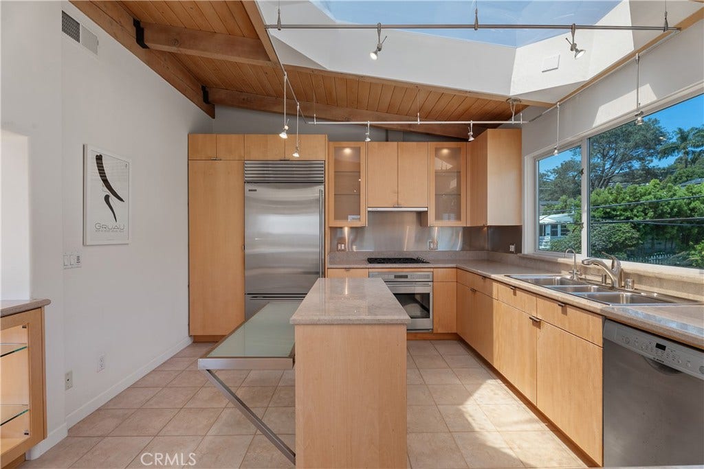 31685 3rd, Laguna Beach, CA 92651 31685 3rd, Laguna Beach, CA 92651