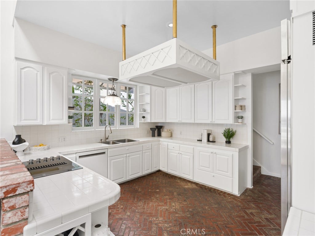 2311 Cliff Drive, Newport Beach, CA 92663 2311 Cliff Drive, Newport Beach, CA 92663