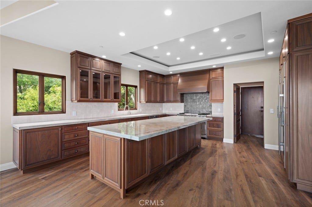 374 Ledroit Street, Laguna Beach, CA 92651 374 Ledroit Street, Laguna Beach, CA 92651