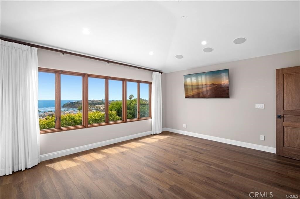 374 Ledroit Street, Laguna Beach, CA 92651 374 Ledroit Street, Laguna Beach, CA 92651