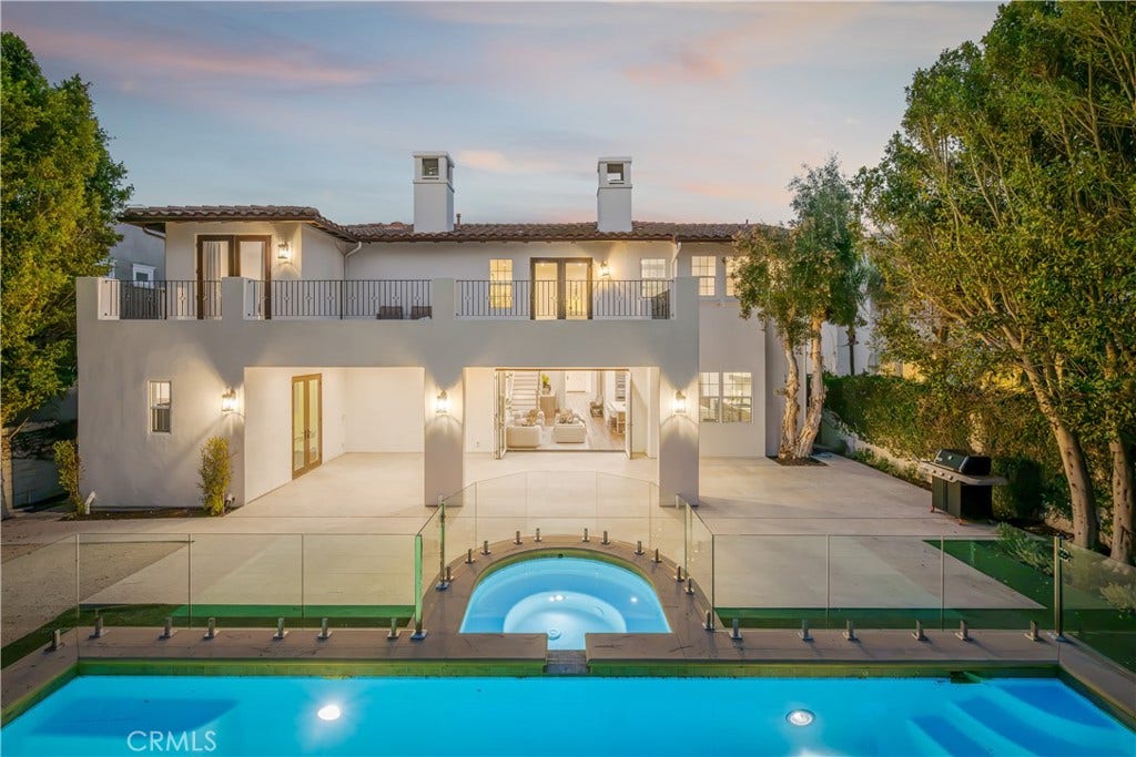 15 Boardwalk, Newport Beach, CA 92660 15 Boardwalk, Newport Beach, CA 92660