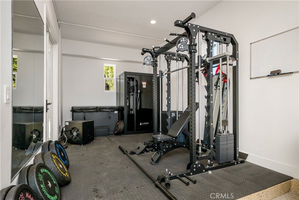 15 Boardwalk, Newport Beach, CA 92660 15 Boardwalk, Newport Beach, CA 92660