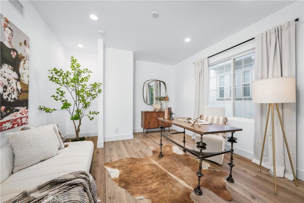 15 Boardwalk, Newport Beach, CA 92660 15 Boardwalk, Newport Beach, CA 92660