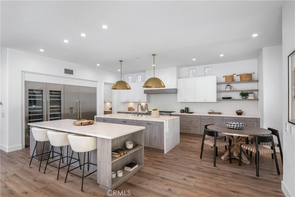 15 Boardwalk, Newport Beach, CA 92660 15 Boardwalk, Newport Beach, CA 92660