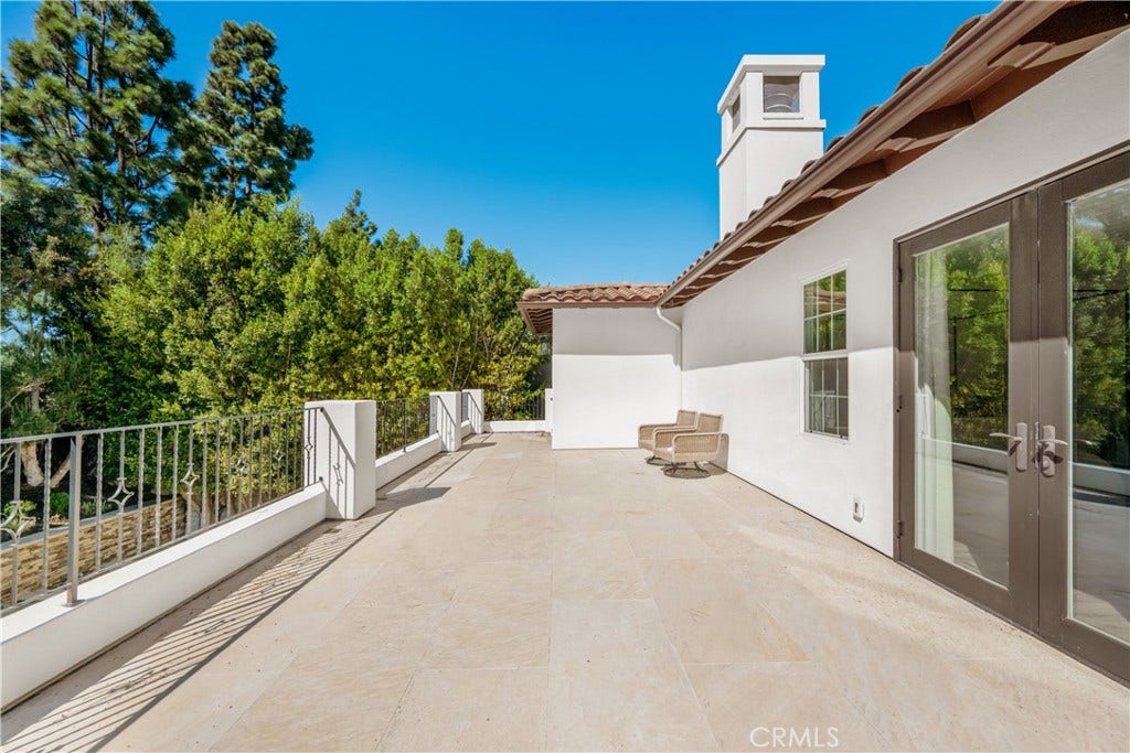 15 Boardwalk, Newport Beach, CA 92660 15 Boardwalk, Newport Beach, CA 92660
