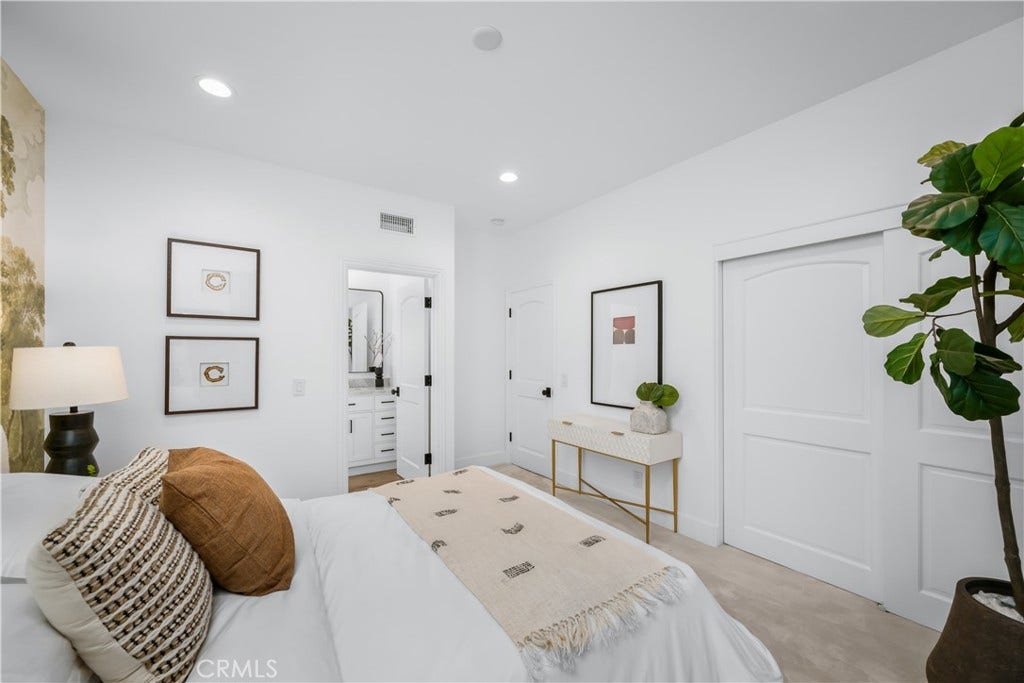 15 Boardwalk, Newport Beach, CA 92660 15 Boardwalk, Newport Beach, CA 92660