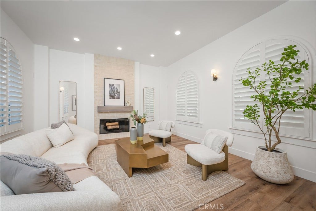 15 Boardwalk, Newport Beach, CA 92660 15 Boardwalk, Newport Beach, CA 92660