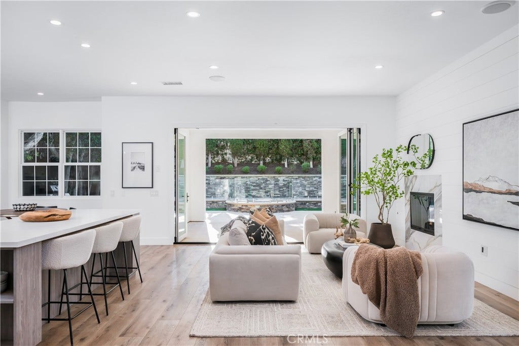 15 Boardwalk, Newport Beach, CA 92660 15 Boardwalk, Newport Beach, CA 92660