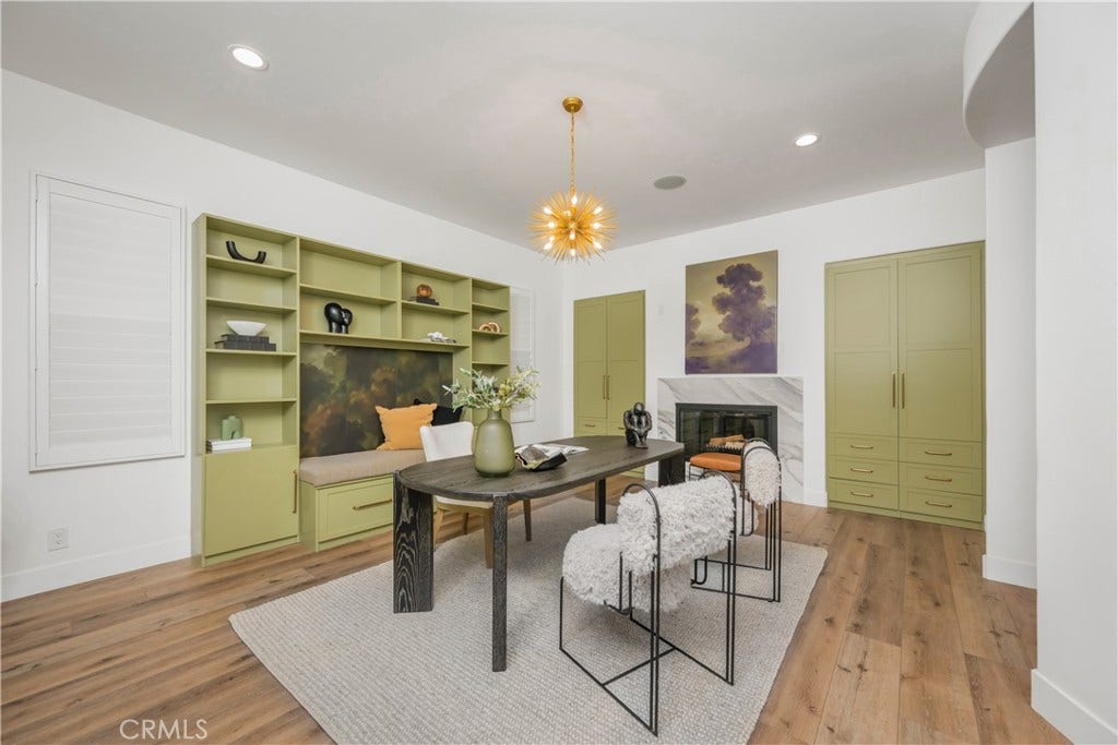 15 Boardwalk, Newport Beach, CA 92660 15 Boardwalk, Newport Beach, CA 92660