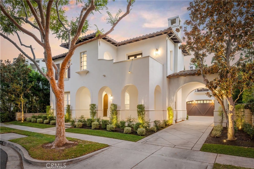 15 Boardwalk, Newport Beach, CA 92660 15 Boardwalk, Newport Beach, CA 92660