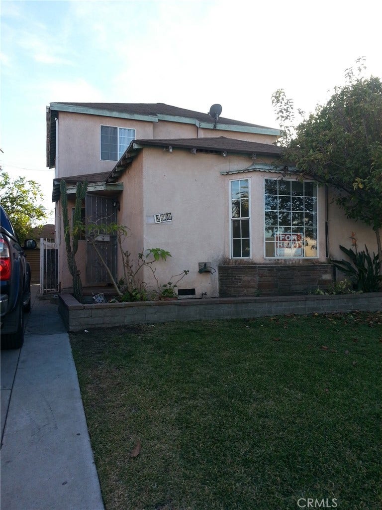 Property photo for 2500 Illinois Avenue, South Gate, CA