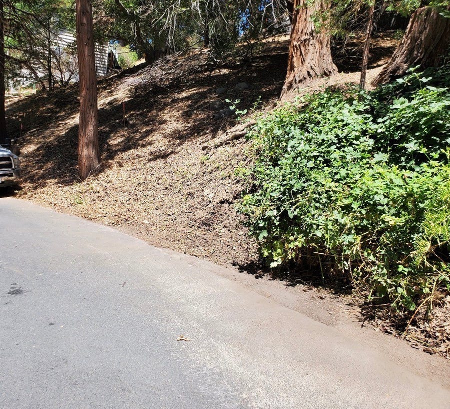 Property photo for 0 Basel Dr, Crestline, CA
