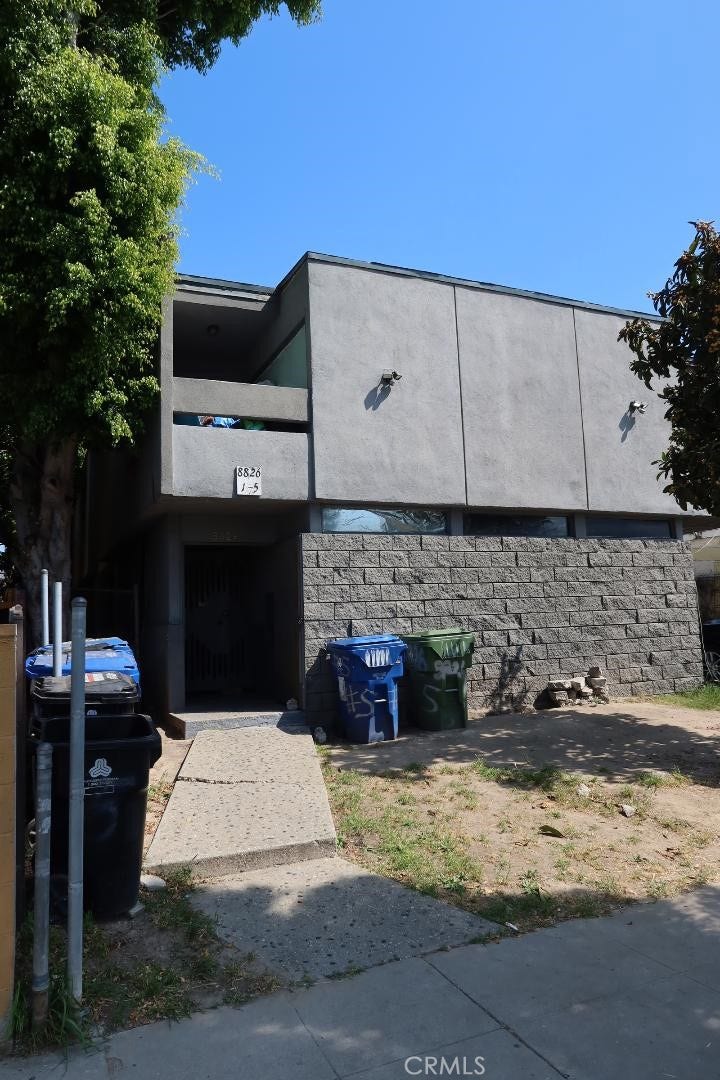 Property photo for 8826 Orchard, Los Angeles, CA