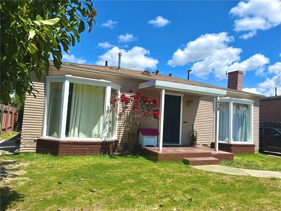 Property photo for 409 W Cedar, Compton, CA