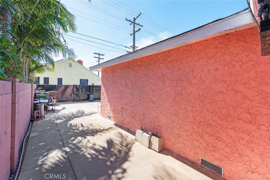 Property photo for 706 E Palmer, Compton, CA