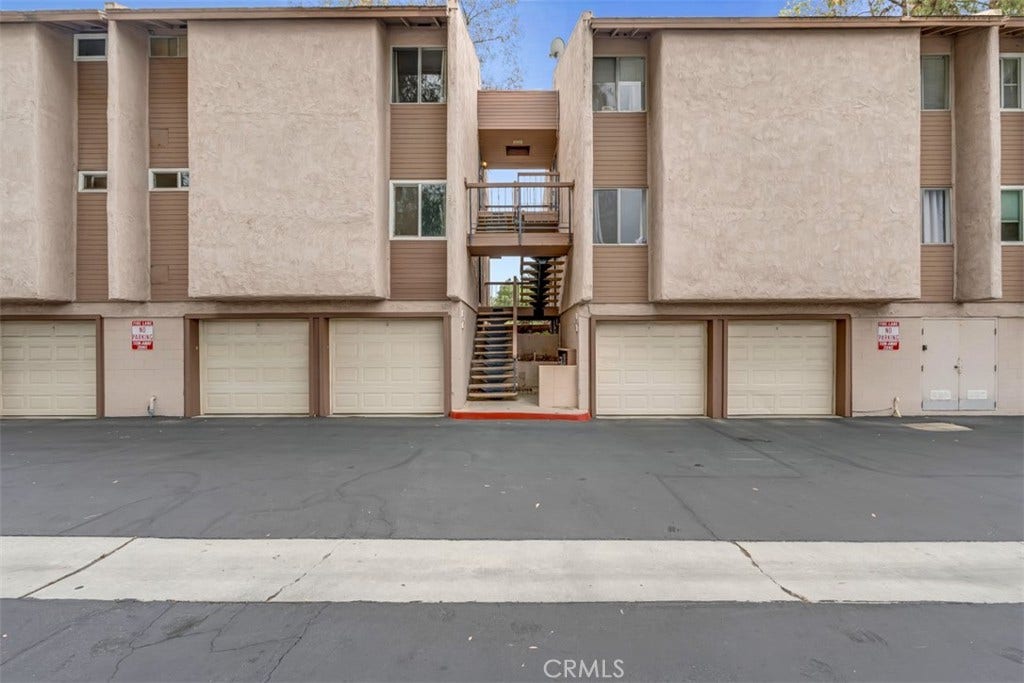 1525 Walnut Leaf Drive, #214, Walnut, CA 91789 Upstairs Unit