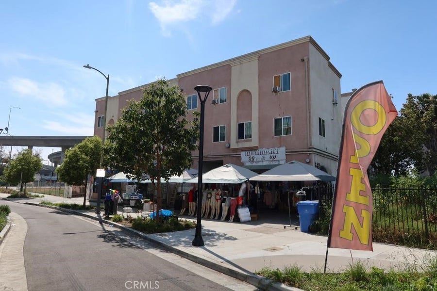 Property photo for 11310 S Olive, Los Angeles, CA
