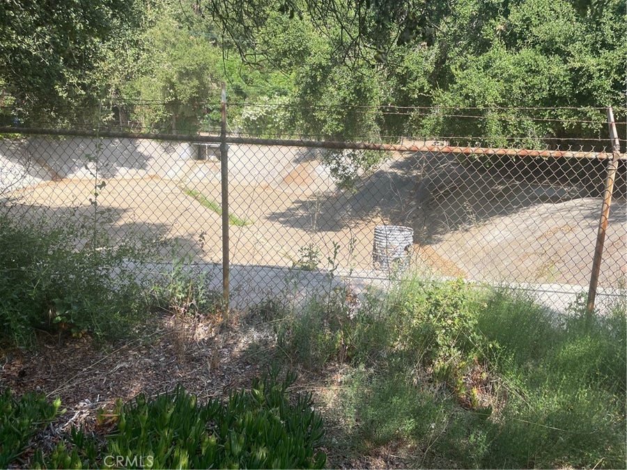 Property photo for 2451 Nalin DR, Los Angeles, CA
