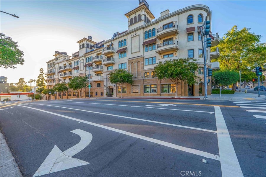 Property photo for 155 Cordova, #204, Pasadena, CA