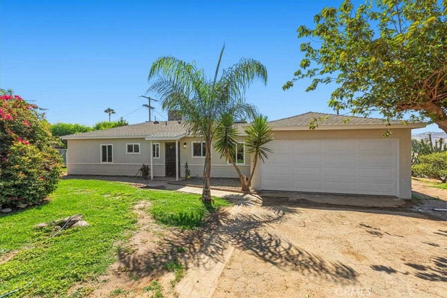Property photo for 2990 Avalon, Jurupa Valley, CA