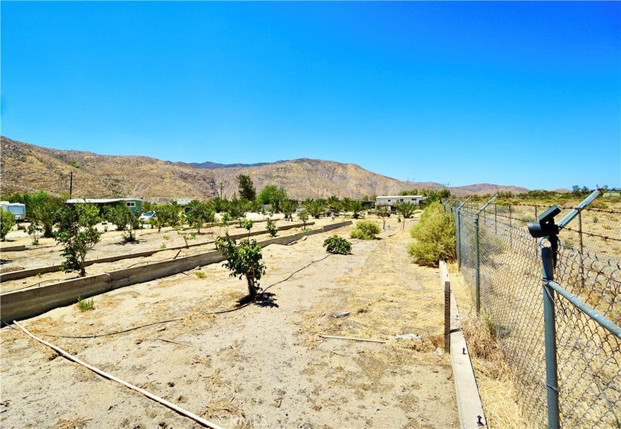 Property photo for 14993 Broadway, Cabazon, CA