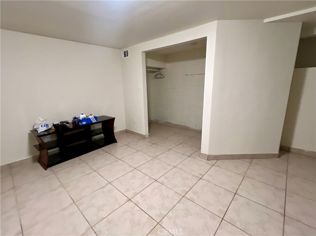 582 25Th, San Bernardino, CA 92405 582 25Th, San Bernardino, CA 92405