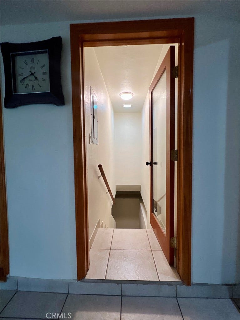 582 25Th, San Bernardino, CA 92405 582 25Th, San Bernardino, CA 92405