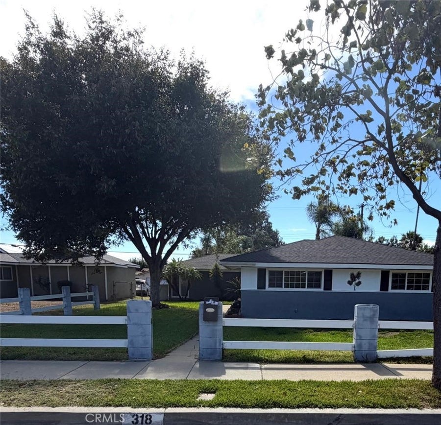 Property photo for 318 E Gladstone, San Dimas, CA