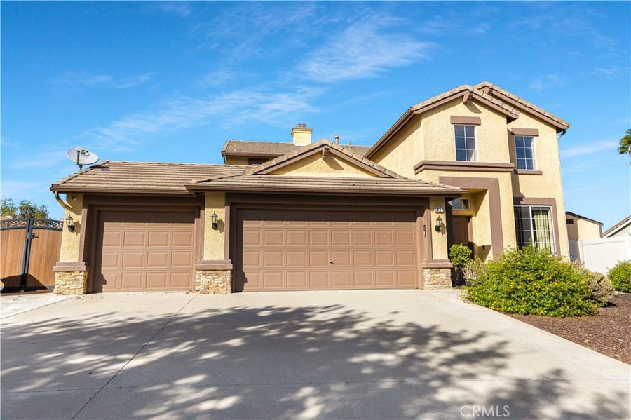 Property photo for 1837 Delancy, Corona, CA