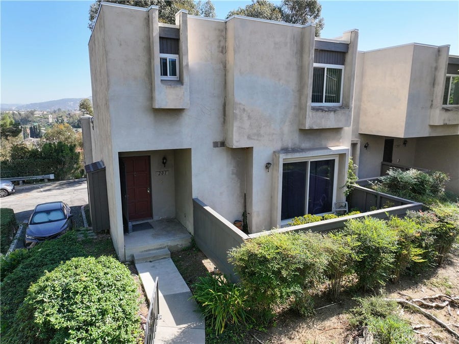 Property photo for 201 Ridge Terrace Lane, Montebello, CA