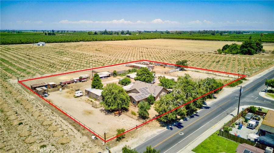 Property photo for 6660 Olive Avenue, Winton, CA