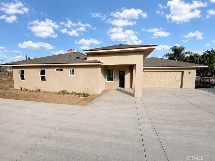 Property photo for 937 E Street, Los Banos, CA