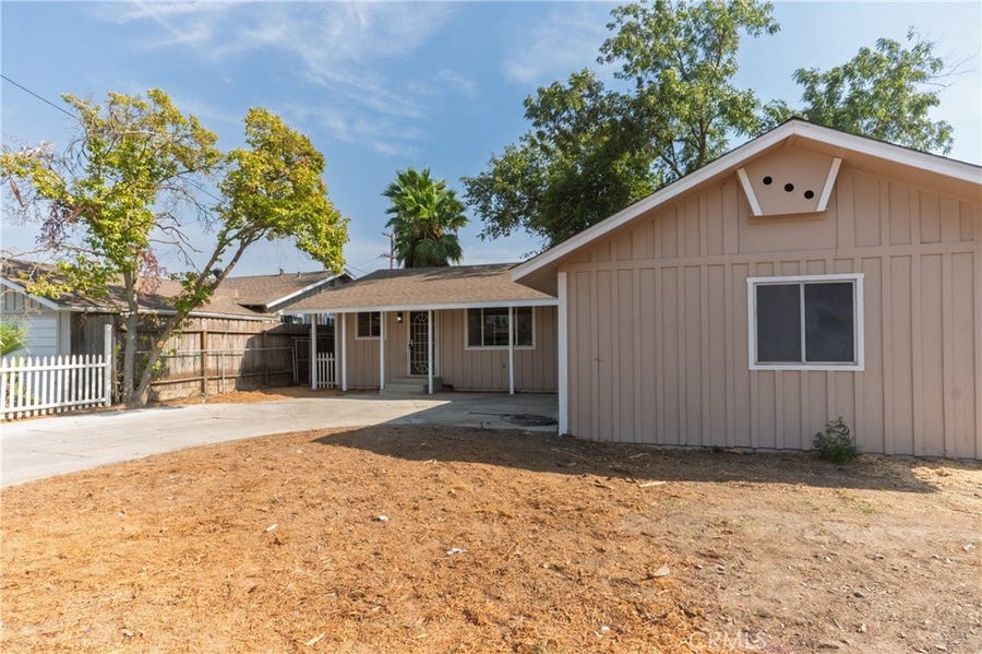 Property photo for 2085 Cabot Avenue, Merced, CA
