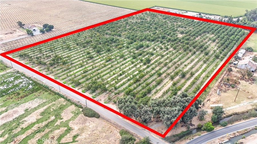 Property photo for 252 S Gurr, Merced, CA