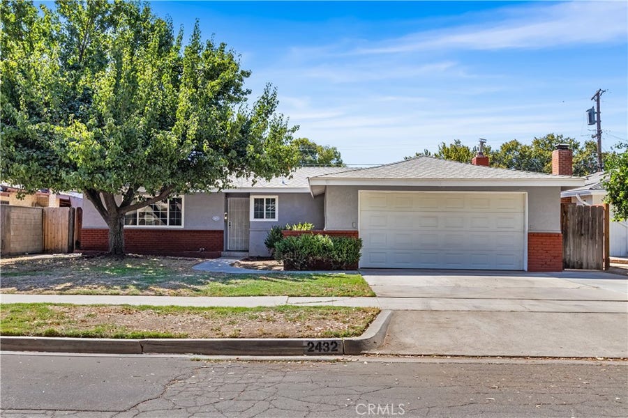 Property photo for 2432 E Richert, Fresno, CA