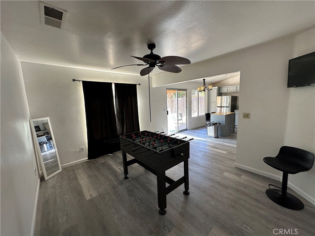 Dining area 3