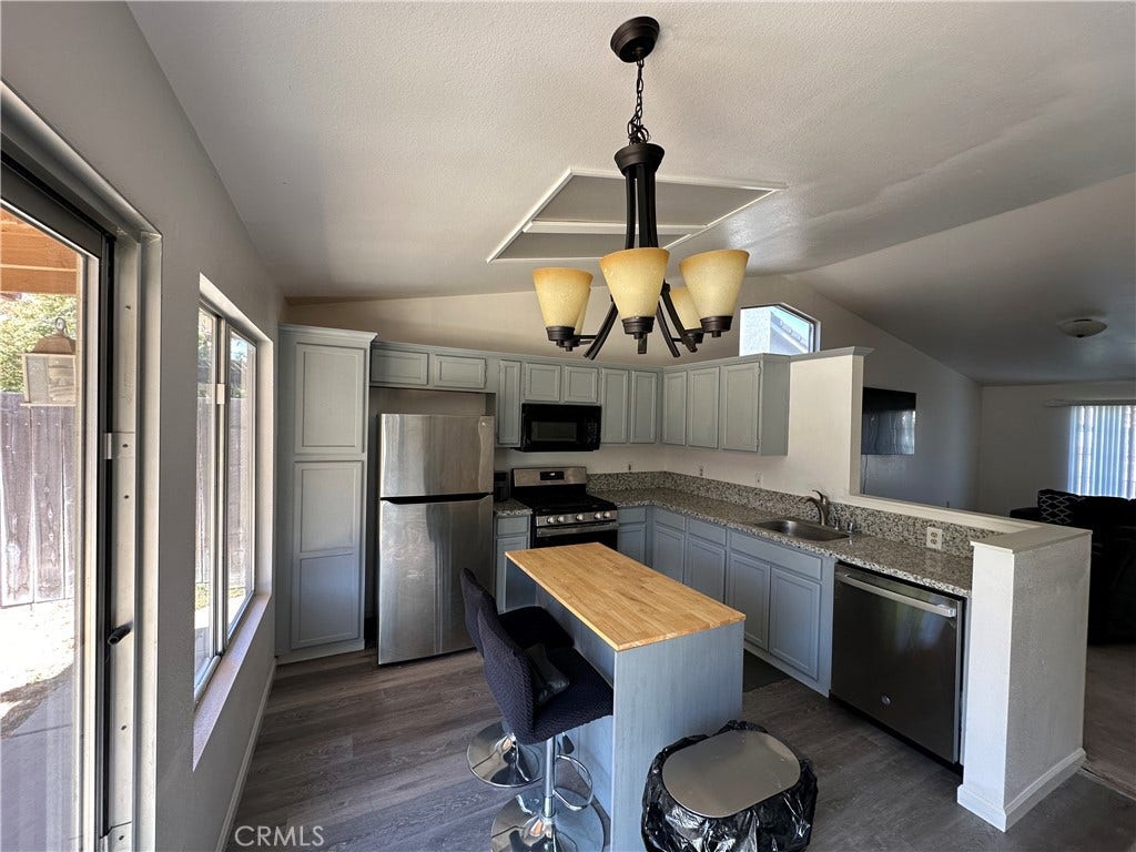 Kitchen 4