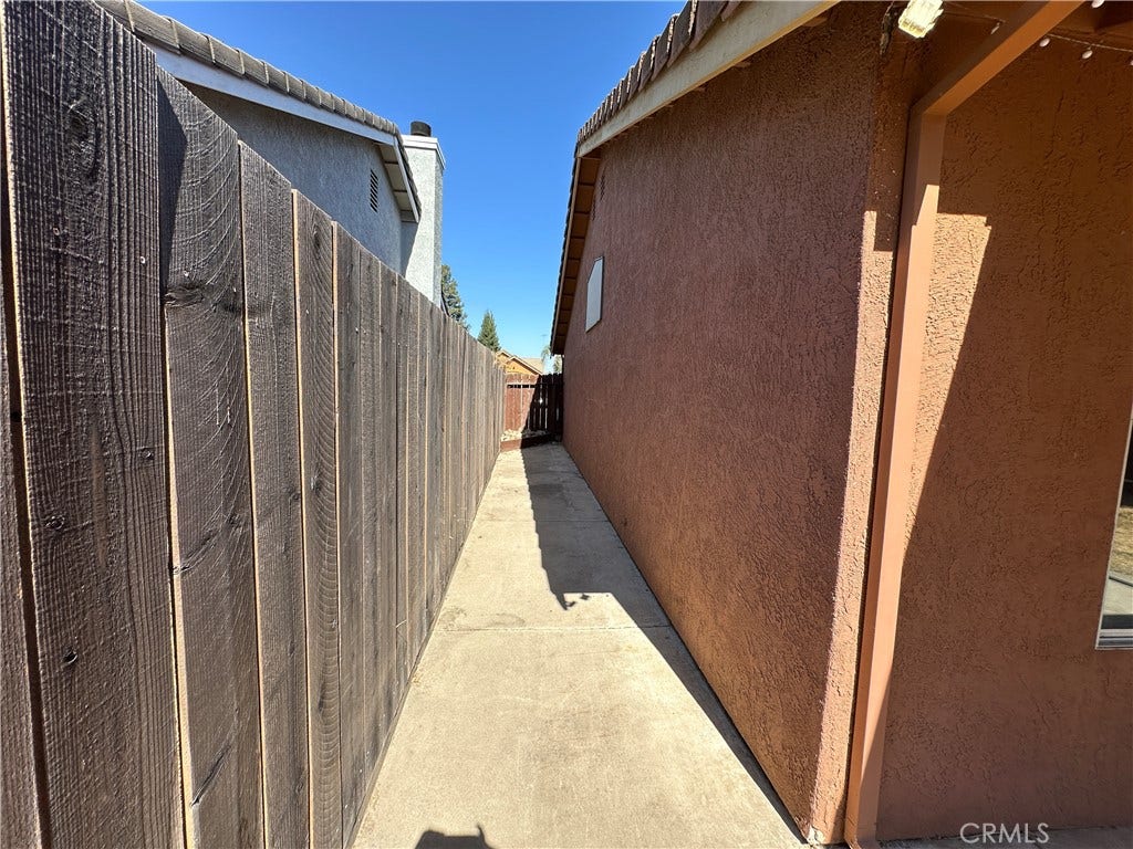 Backyard right Side