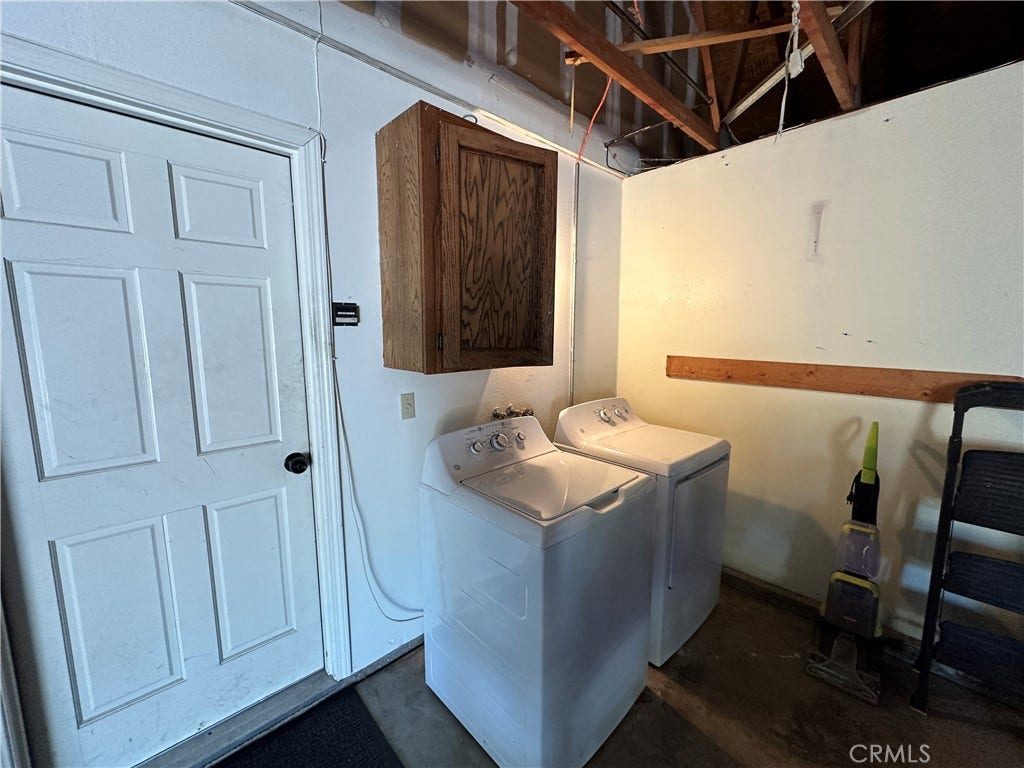 Laundry in Garage 6