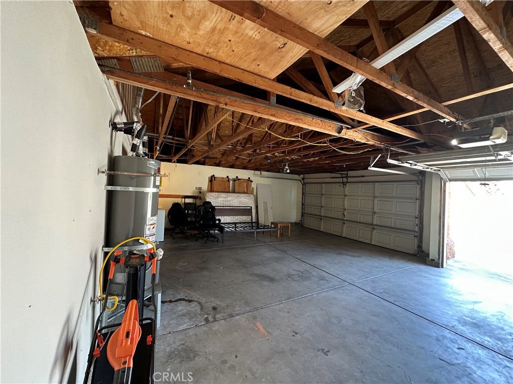 Garage 2