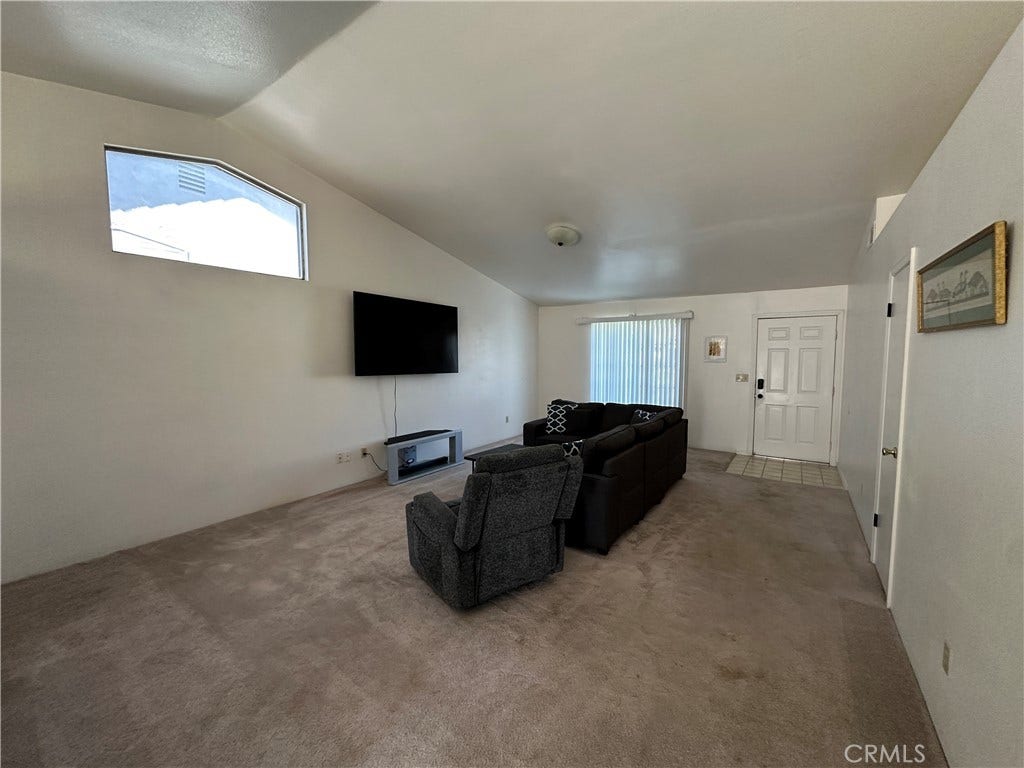 Livingroom 3