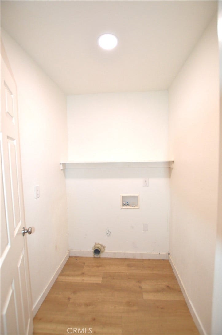2165 Kimberly Avenue, Merced, CA 95340 Laundry room