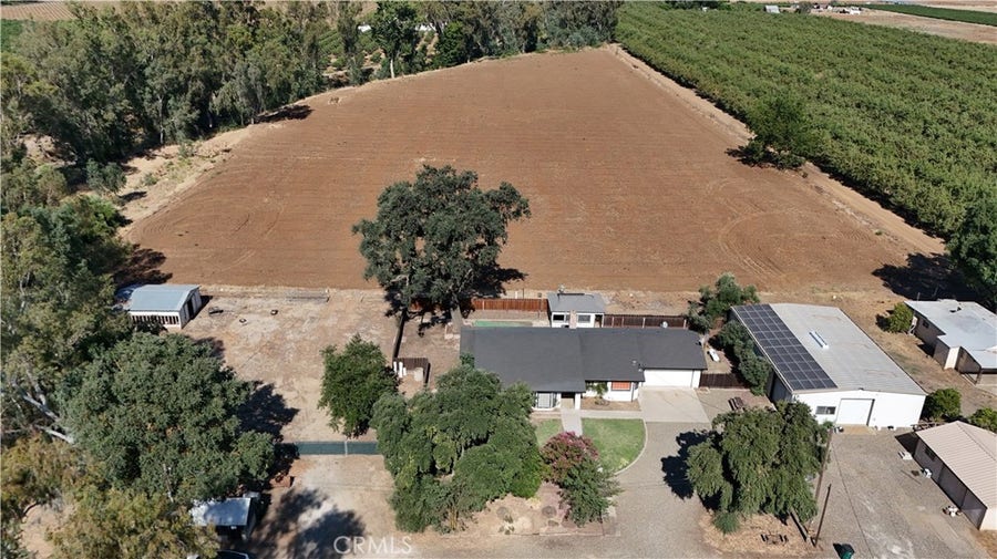 Property photo for 3289 Fresno, Le Grand, CA