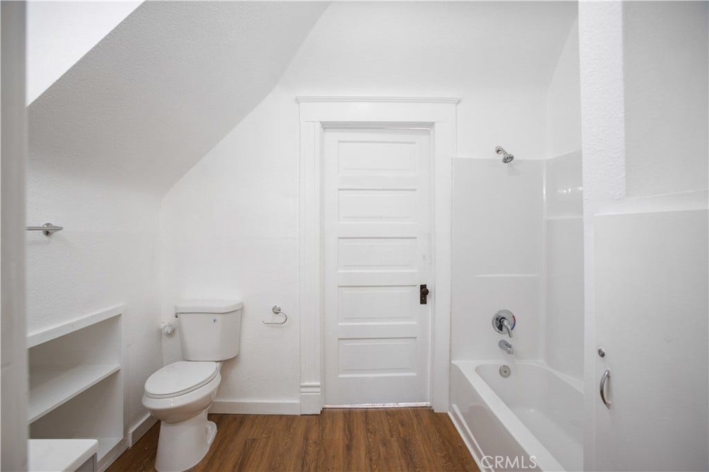 2306 K, Merced, CA 95340