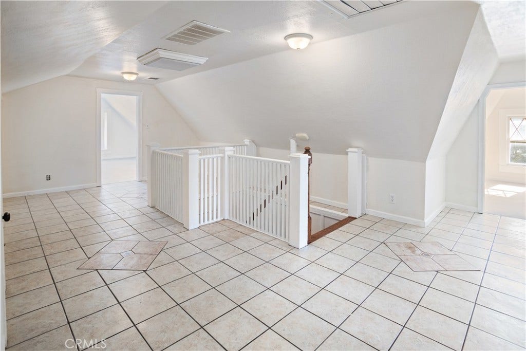 2306 K, Merced, CA 95340