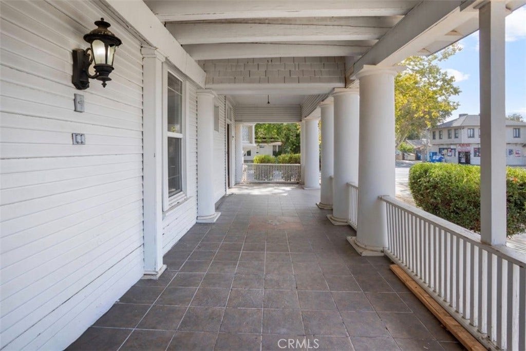 2306 K, Merced, CA 95340