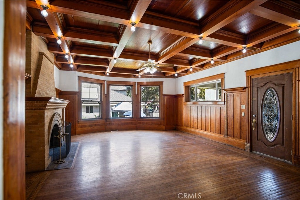 2306 K, Merced, CA 95340