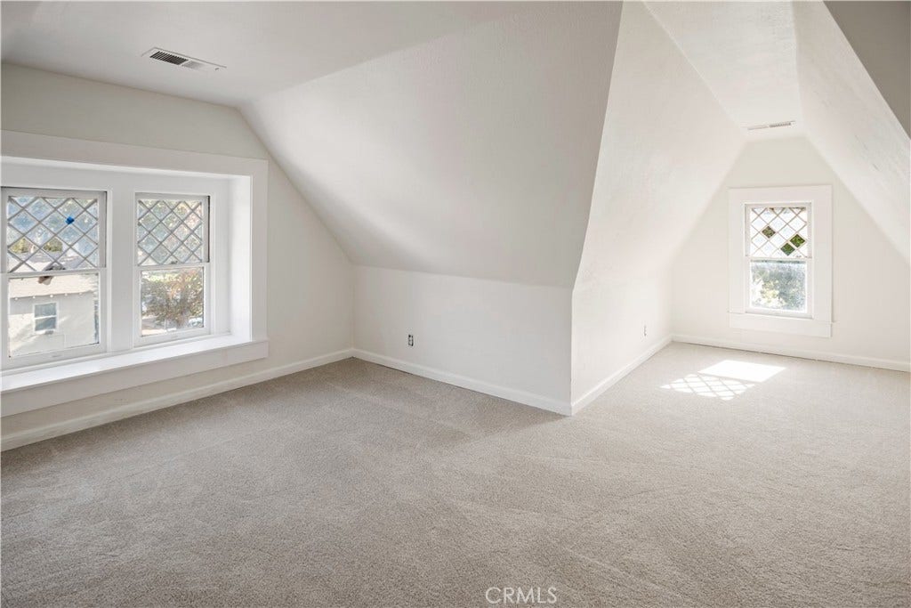 2306 K, Merced, CA 95340
