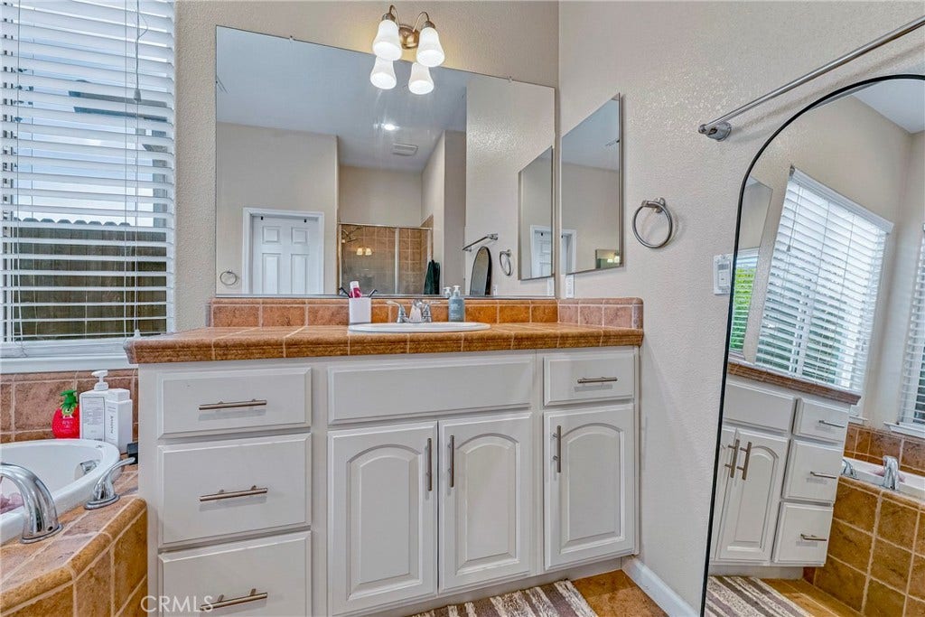 1927 Bridlewood, Atwater, CA 95301 1927 Bridlewood, Atwater, CA 95301